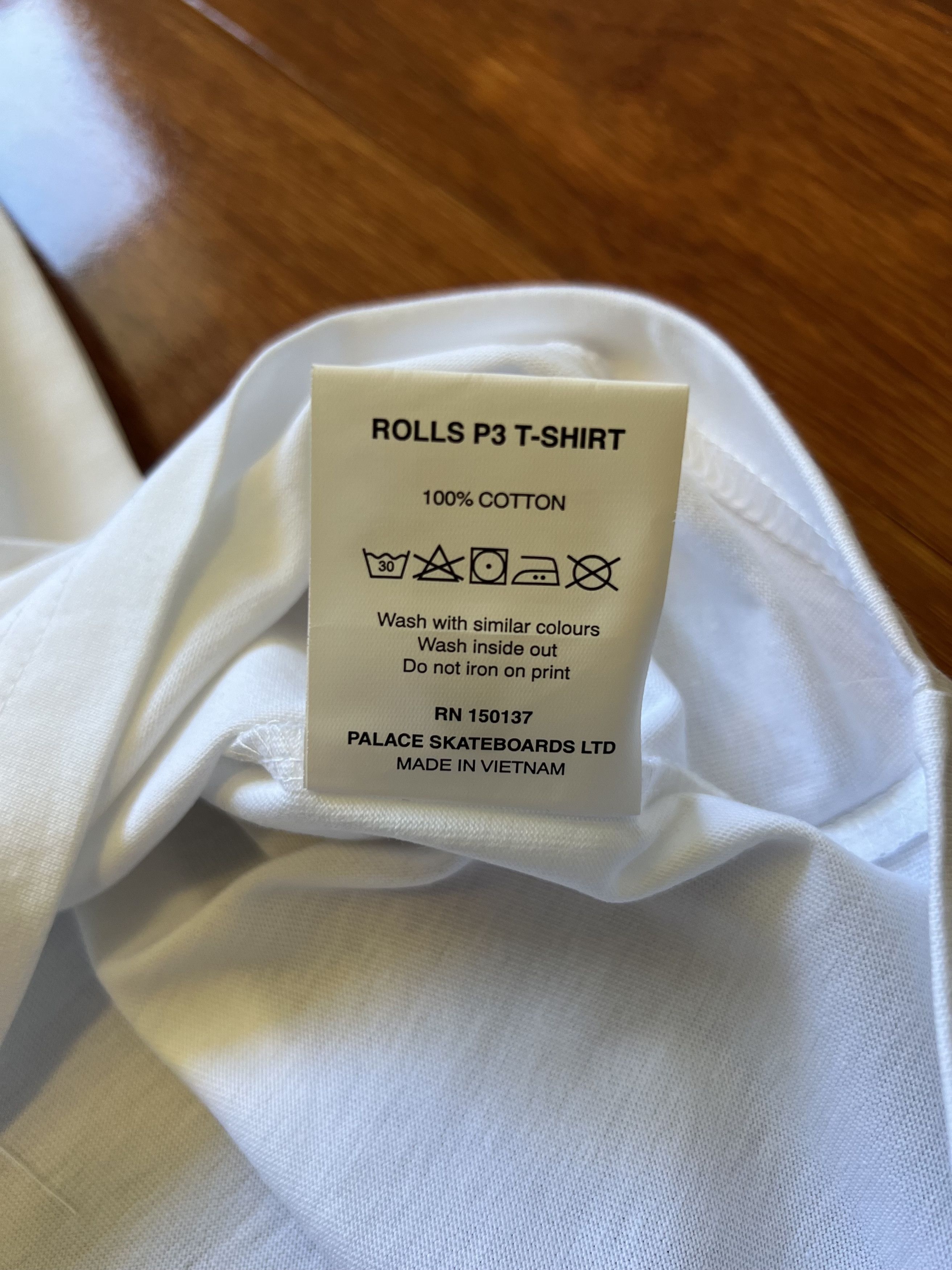 Palace 💚 2019 Palace Rolls P3 T-Shirt White Large NEW Size US L / EU 52-54 / 3 - 12 Thumbnail