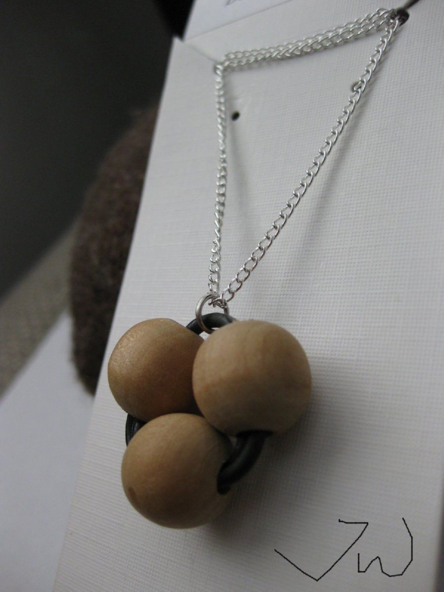 Handmade 3 Wood Beads Chain Necklace Size ONE SIZE - 2 Thumbnail