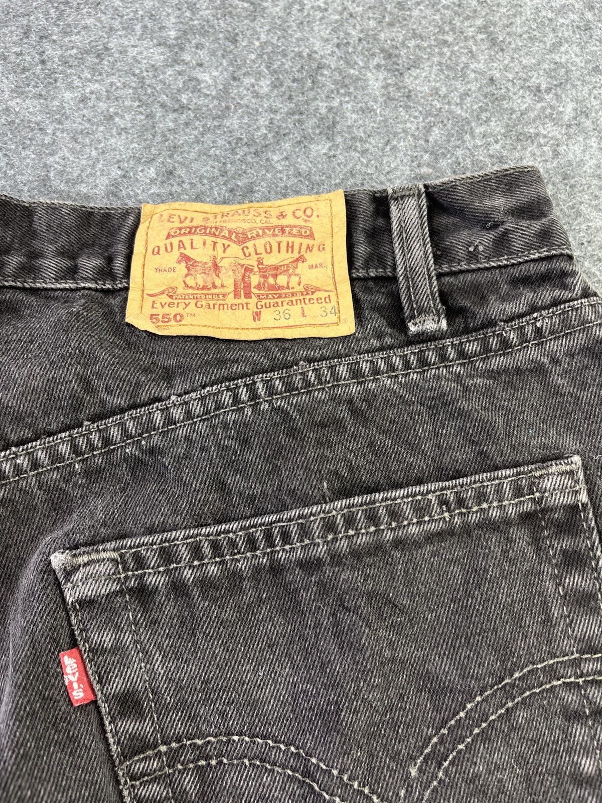 Levi's × Vintage Vintage Levis 550 Jeans Faded Denim- J763 Size US 36 / EU 52 - 9 Thumbnail