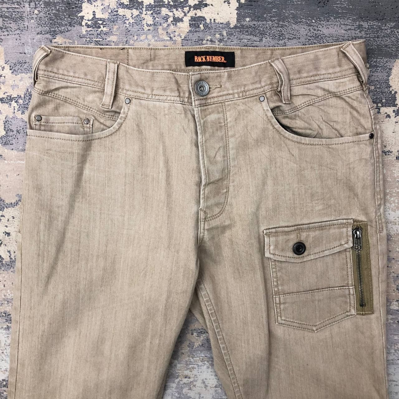 Japanese Brand P334 JAPAN BACK NUMBER SLIMFIT JEANS Size US 33 - 3 Thumbnail