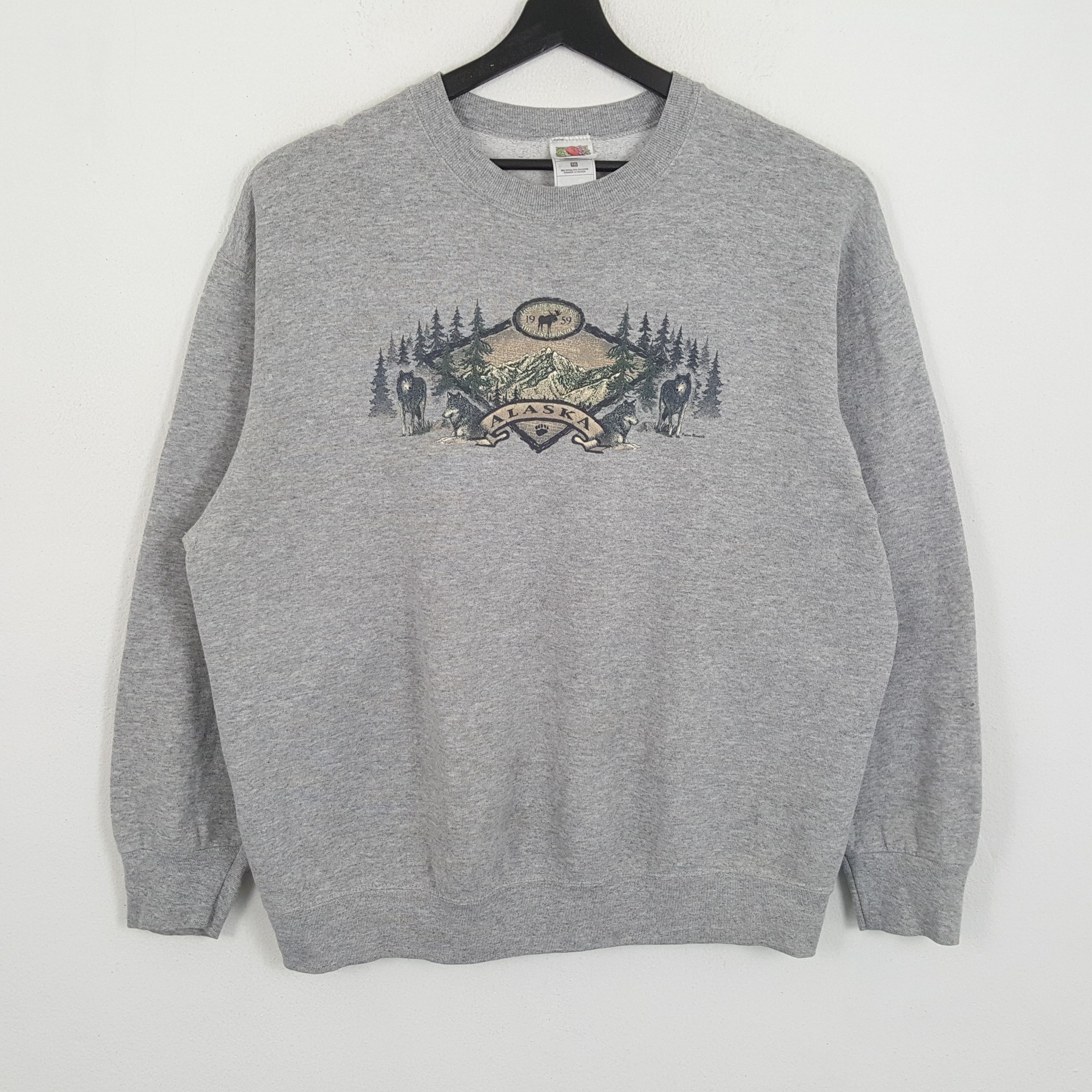 ALASKA Habitat Animal Streetwear Style Vintage Sweatshirt