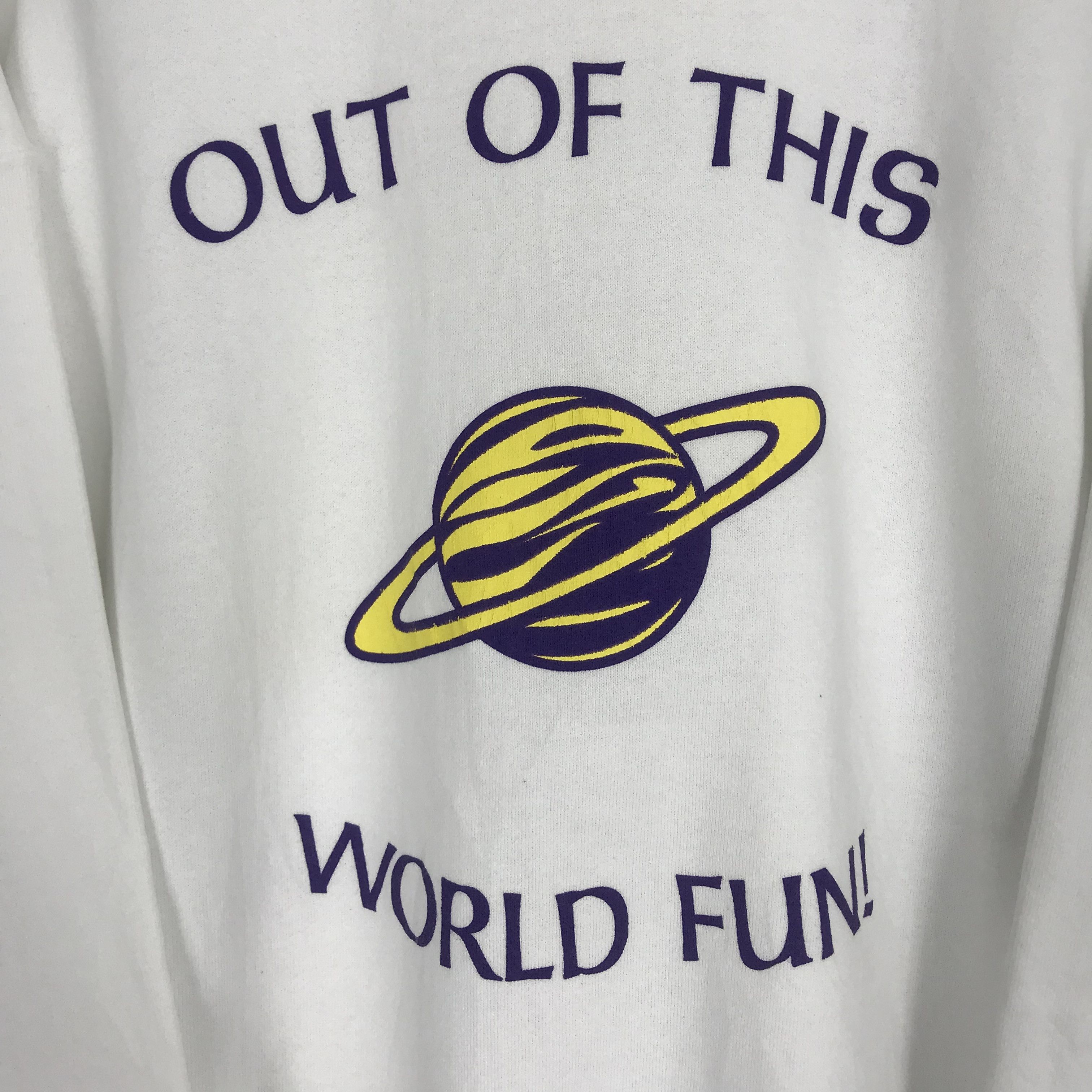 Fruit Of The Loom Vintage 90s Fruit Of The Loom Out Of This World Found Size US XL / EU 56 / 4 - 7 Thumbnail