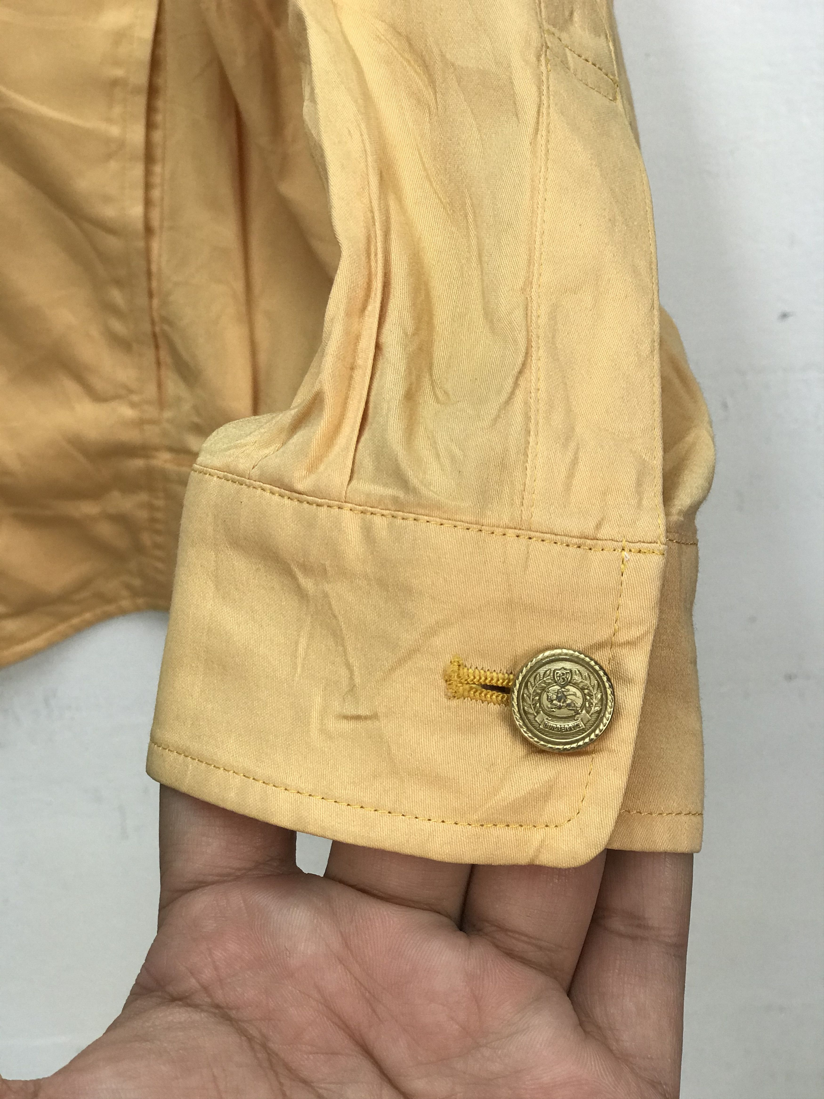 Burberry Authentic Vintage Burberry Double-Breasted Cropped Jacket Size US M / EU 48-50 / 2 - 2 Thumbnail