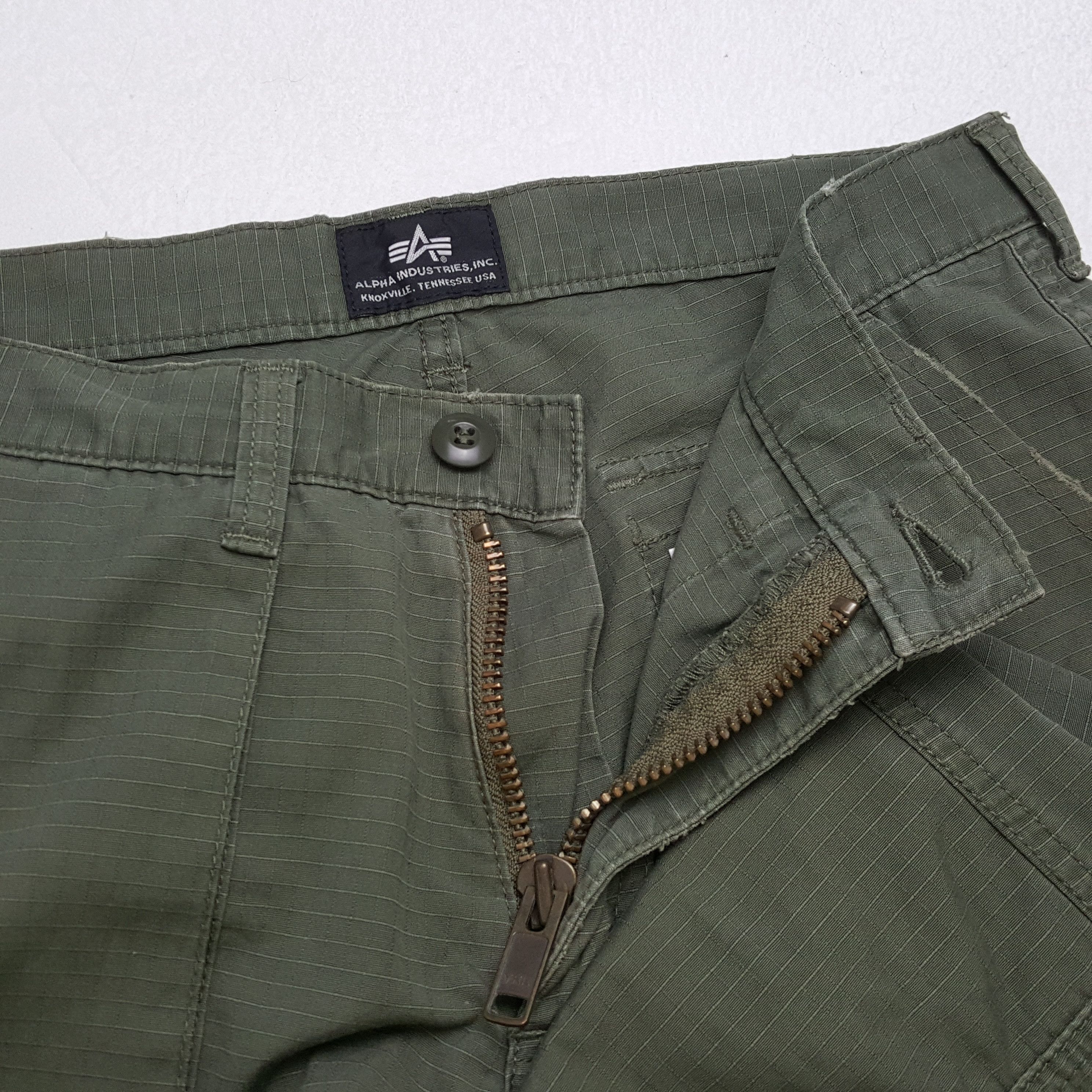 Alpha Industries × Vintage ALPHA INDUSTRIES Military Streetwear Cargo Style Pants Size US 31 - 12 Thumbnail