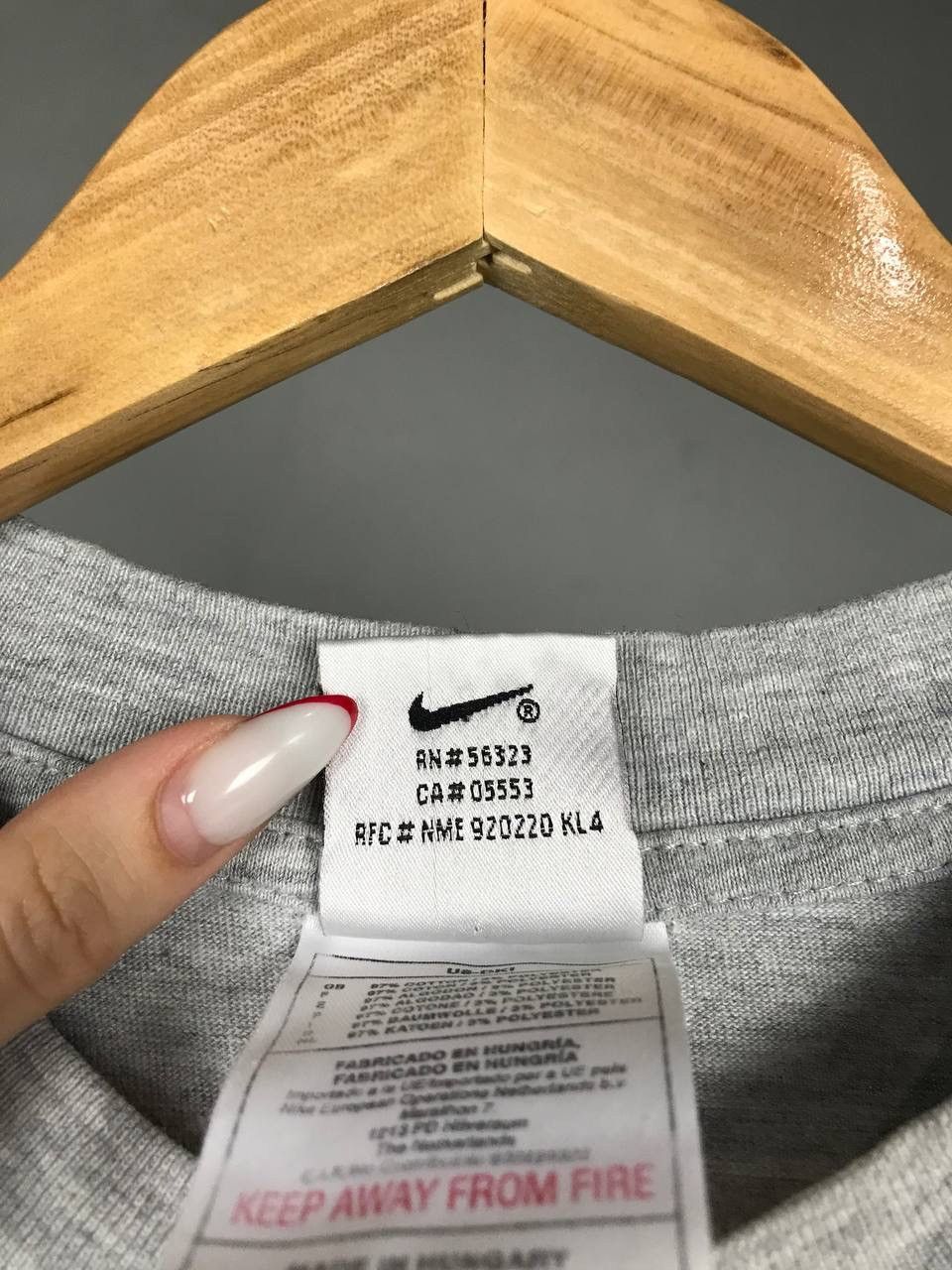 Nike Nike AIR swoosh vintage streetwear center logo tee Size US M / EU 48-50 / 2 - 5 Thumbnail