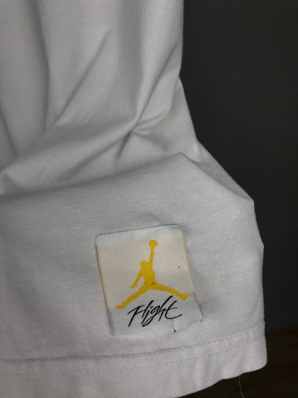 Jordan Brand × Vintage Jordan vintage streetwear center logo tee Size US S / EU 44-46 / 1 - 6 Thumbnail