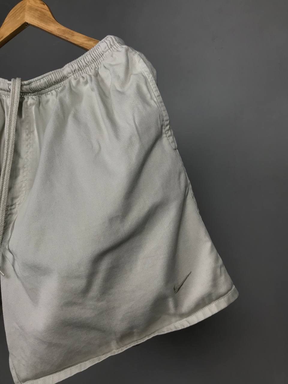 Nike × Vintage Nike swoosh streetwear vintage shorts Size US 34 / EU 50 - 2 Thumbnail