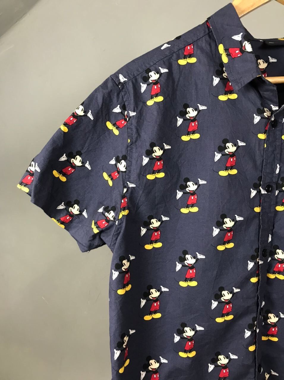 Disney Vintage Disney Mickey Mouse Monogram Shirt Size US L / EU 52-54 / 3 - 3 Thumbnail