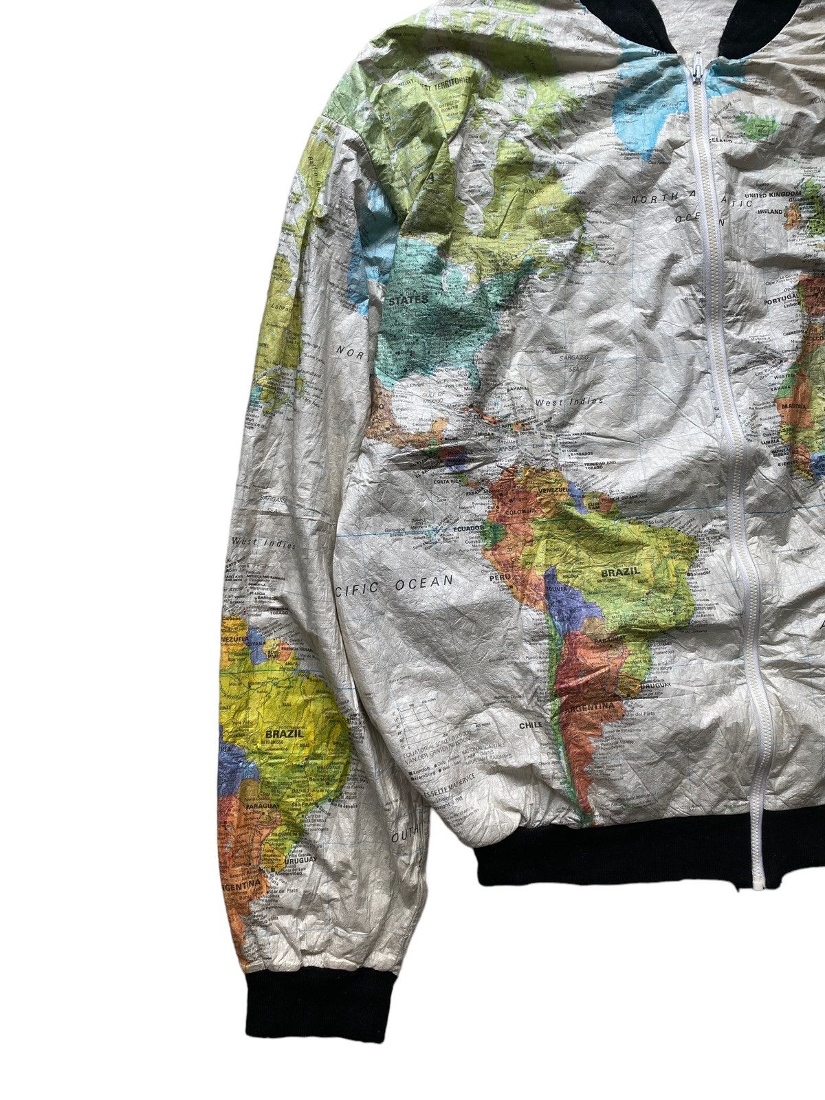 Band Tees × Vintage Vintage made in usa Rare 80s World Map Kurt Cobain Nirvana Size US L / EU 52-54 / 3 - 8 Thumbnail