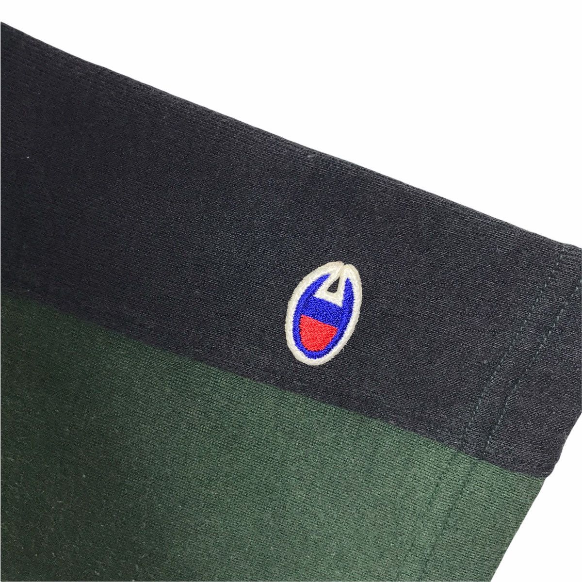 Champion Vintage 90s CHAMPION USA Raglan Green Sweatshirt Size US L / EU 52-54 / 3 - 8 Thumbnail