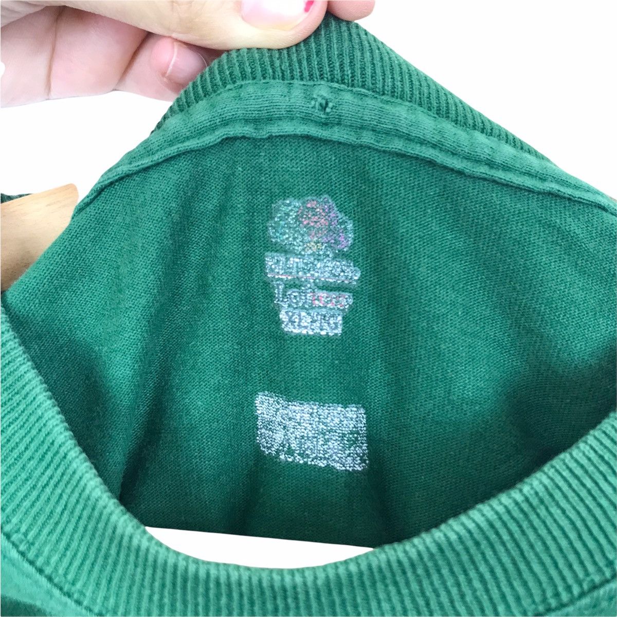 Vintage Vintage UNIVERSITY OF HAWAI Warriors Green Size US L / EU 52-54 / 3 - 4 Thumbnail