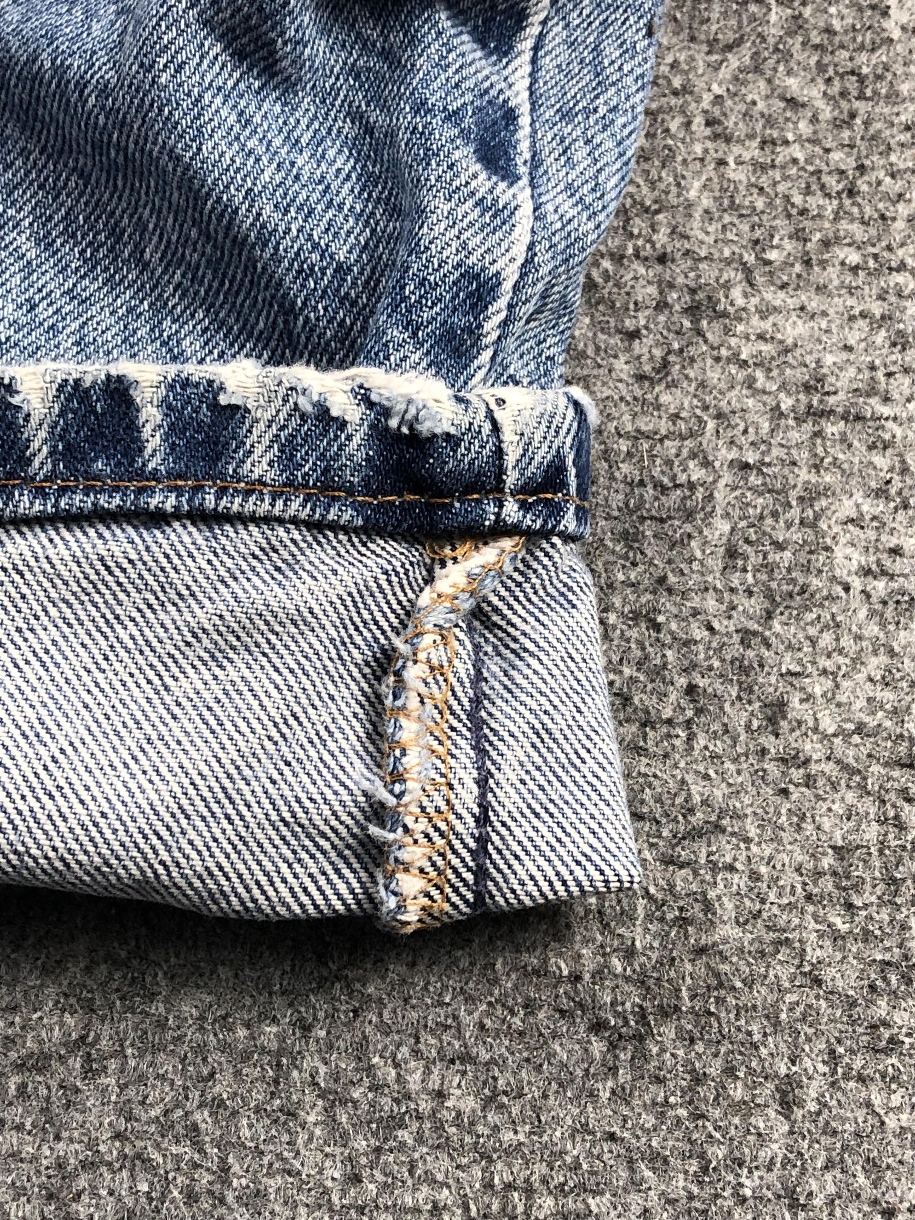 Levi's × Vintage Vintage 90s Levis 550 Faded Blue Jeans DP2223 Size US 36 / EU 52 - 16 Thumbnail