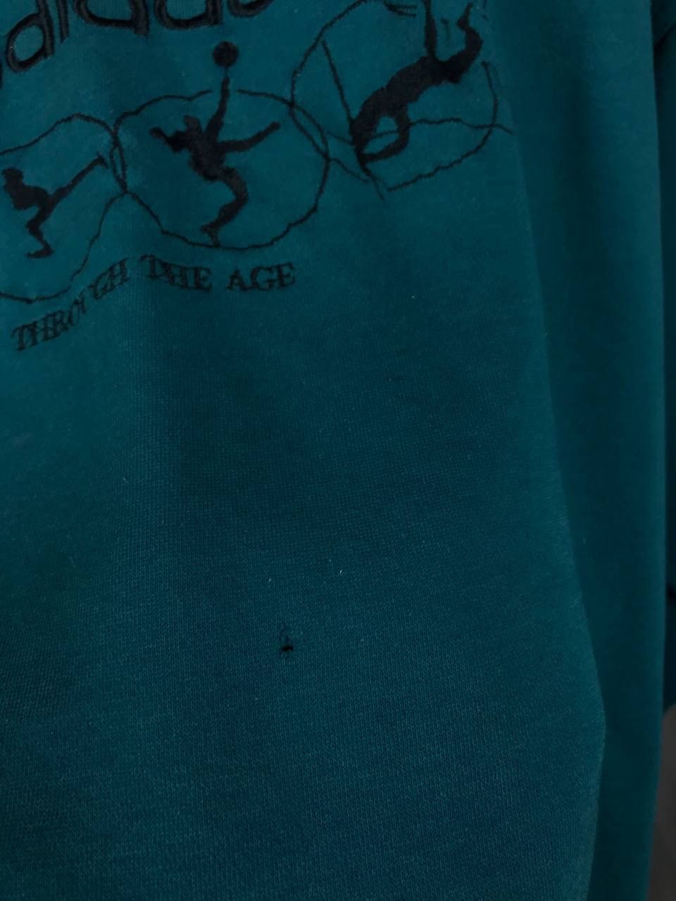 Vintage Adidas vintage streetwear center logo sweatshirt Size US XXL / EU 58 / 5 - 9 Thumbnail