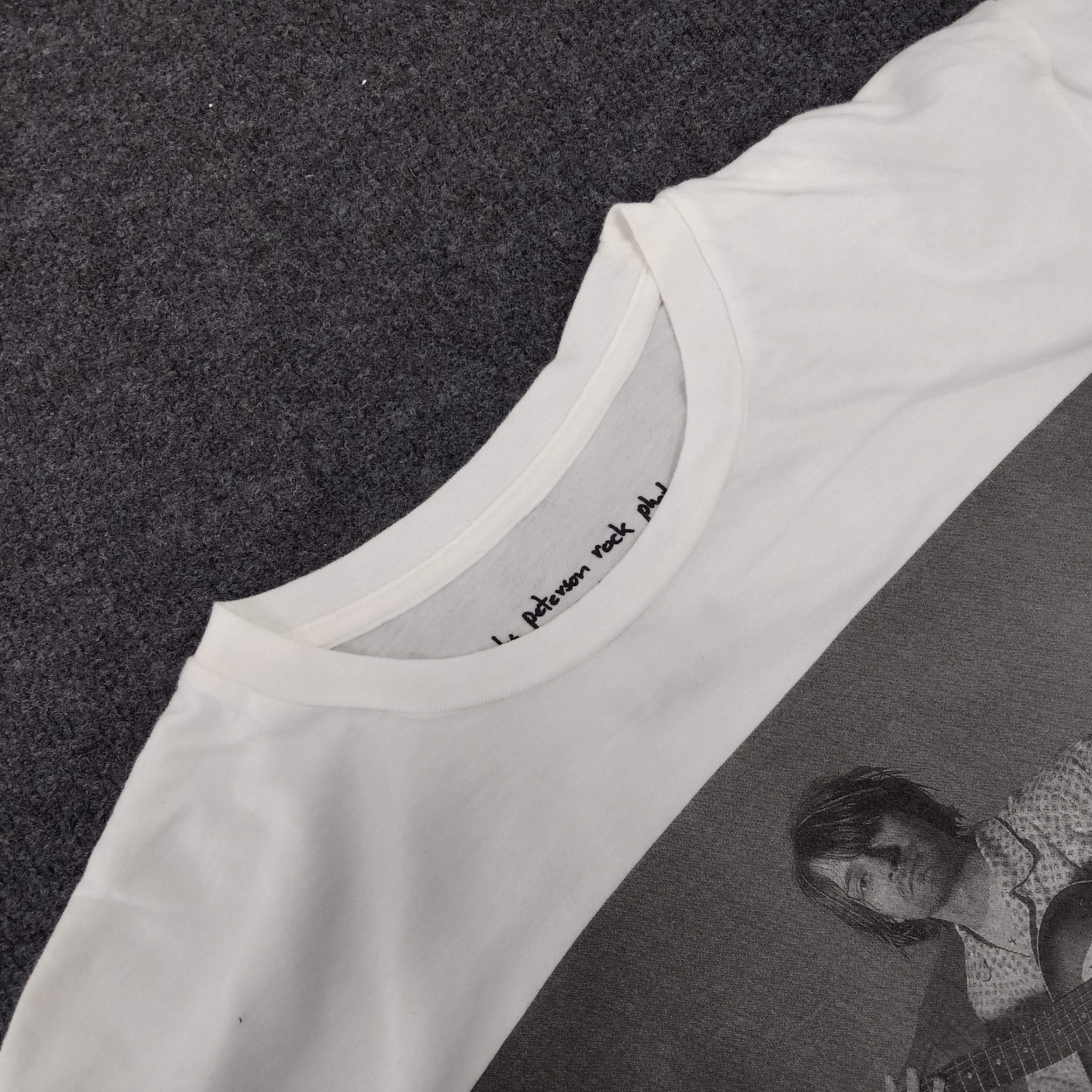 Band Tees × Vintage Charles Peterson x Kurt Cobain Photo Tshirt Size US M / EU 48-50 / 2 - 5 Thumbnail