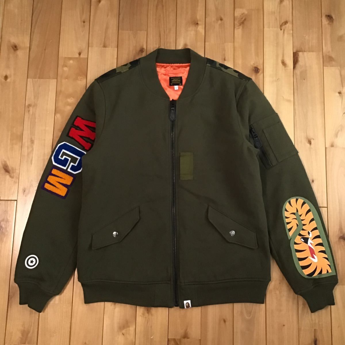 APE BAPE KAWS TIGER SHARK MA-1 ジャケット L