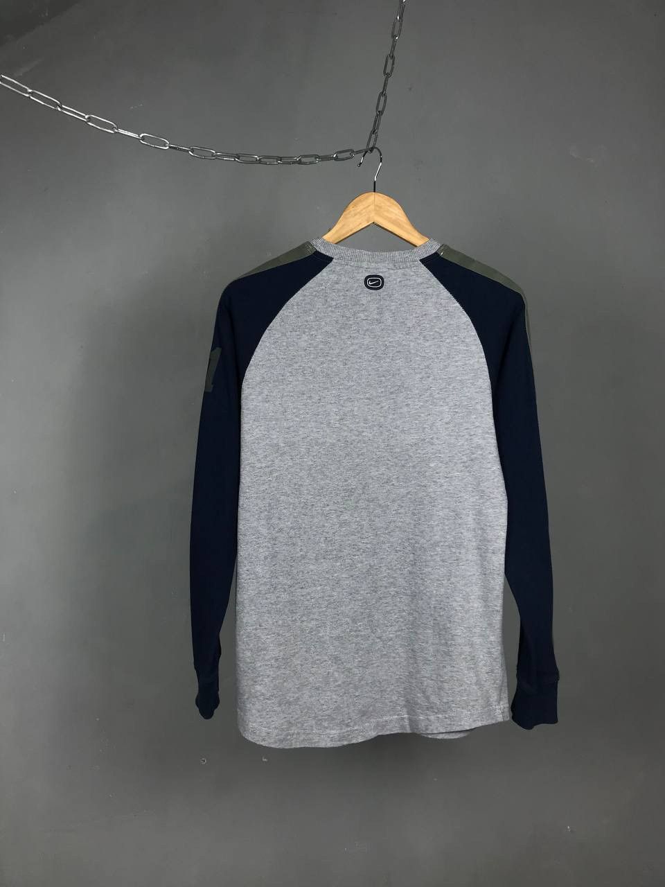 Nike × Vintage Nike swoosh streetwear vintage gray sweatshirt Size US S / EU 44-46 / 1 - 11 Thumbnail