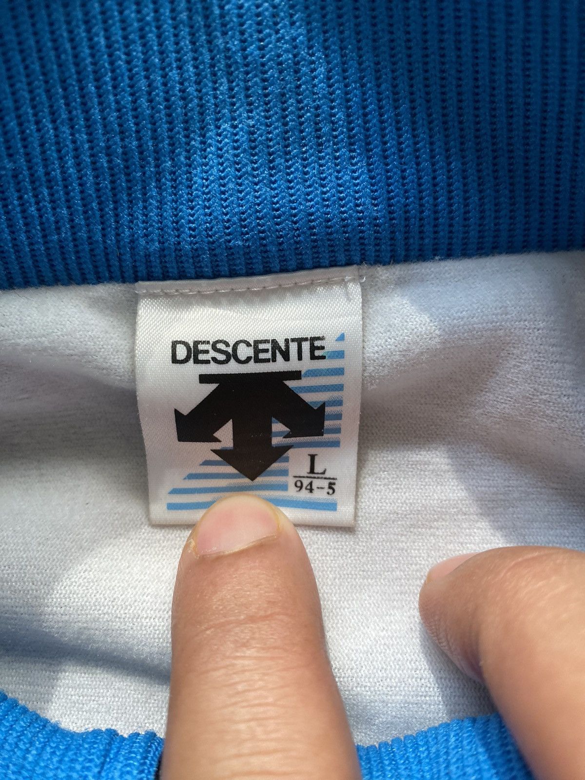 Descente Vintage Japanese Descente team Bomber jacket fullprint rare Size US L / EU 52-54 / 3 - 14 Thumbnail