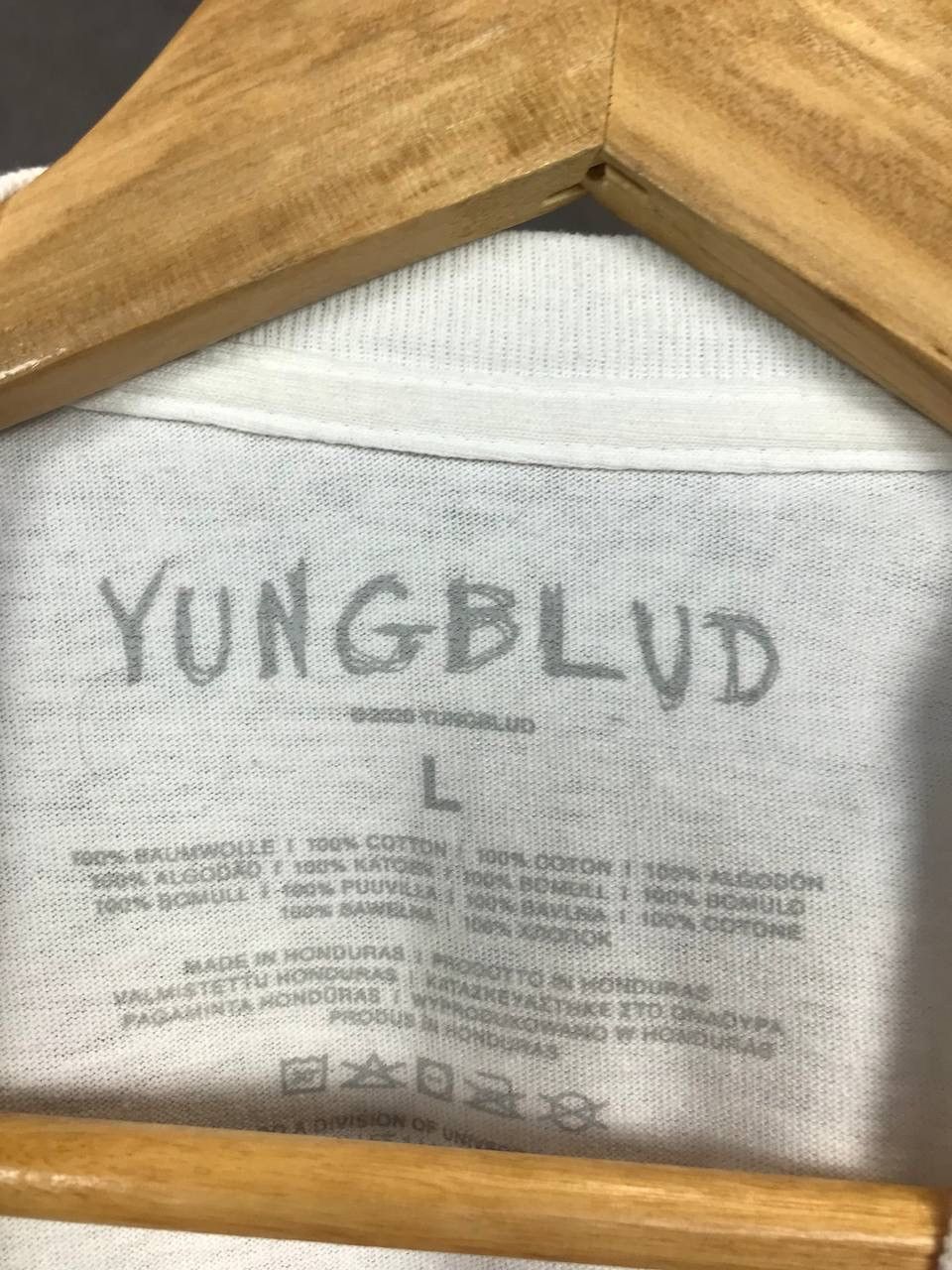 Band Tees Young Blud band tee Size US L / EU 52-54 / 3 - 3 Thumbnail