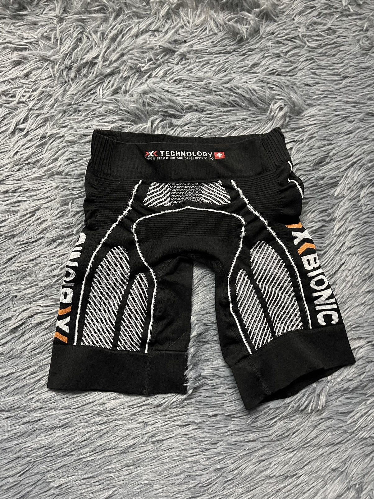 Other X-bionic thermal cycle outdoor gorpcore style elastic short Size 25" / US 0 / IT 36 - 1 Thumbnail