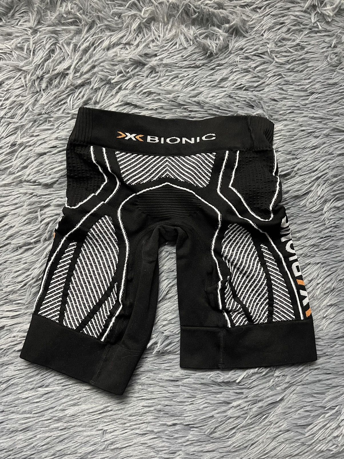 Other X-bionic thermal cycle outdoor gorpcore style elastic short Size 25" / US 0 / IT 36 - 2 Thumbnail