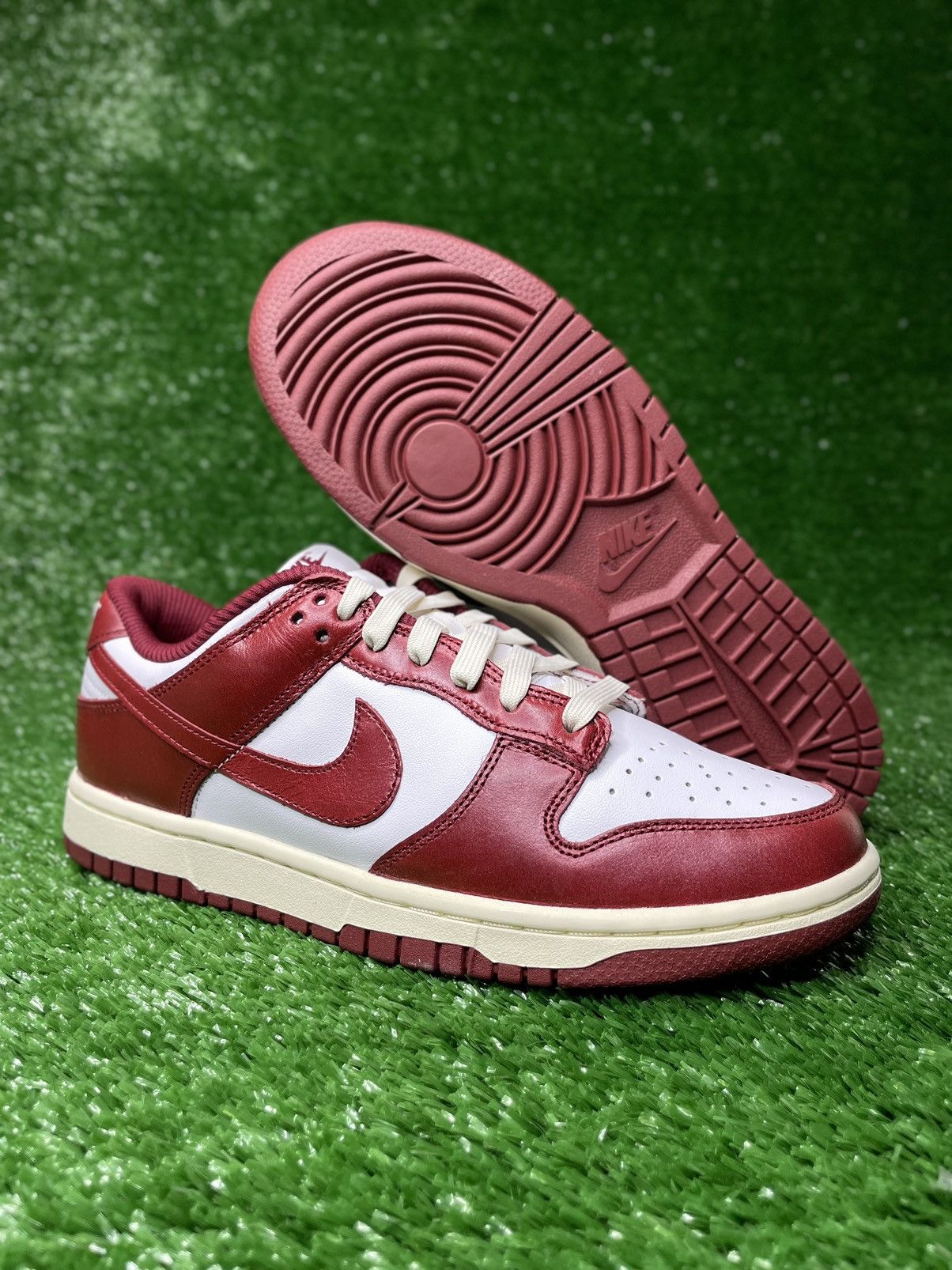 dunk red nike