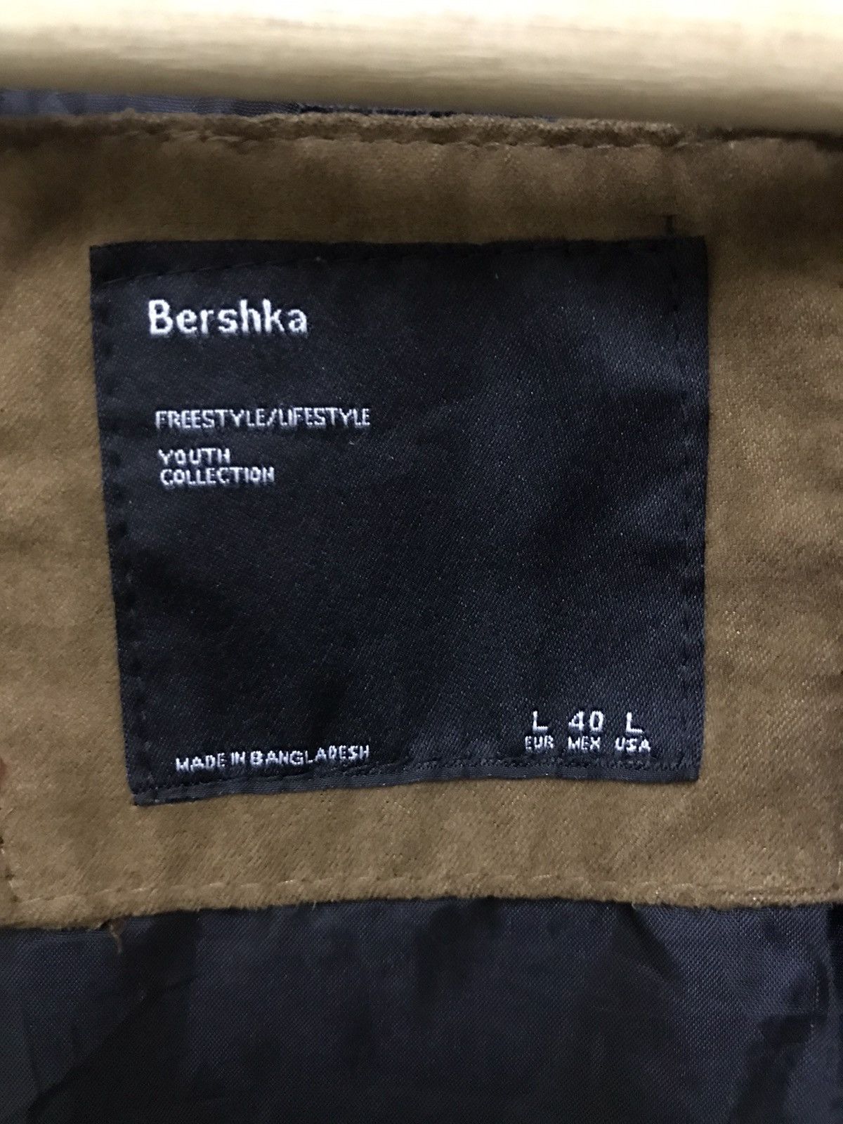 Bershka Bershka Bomber Jacket Size US L / EU 52-54 / 3 - 12 Thumbnail