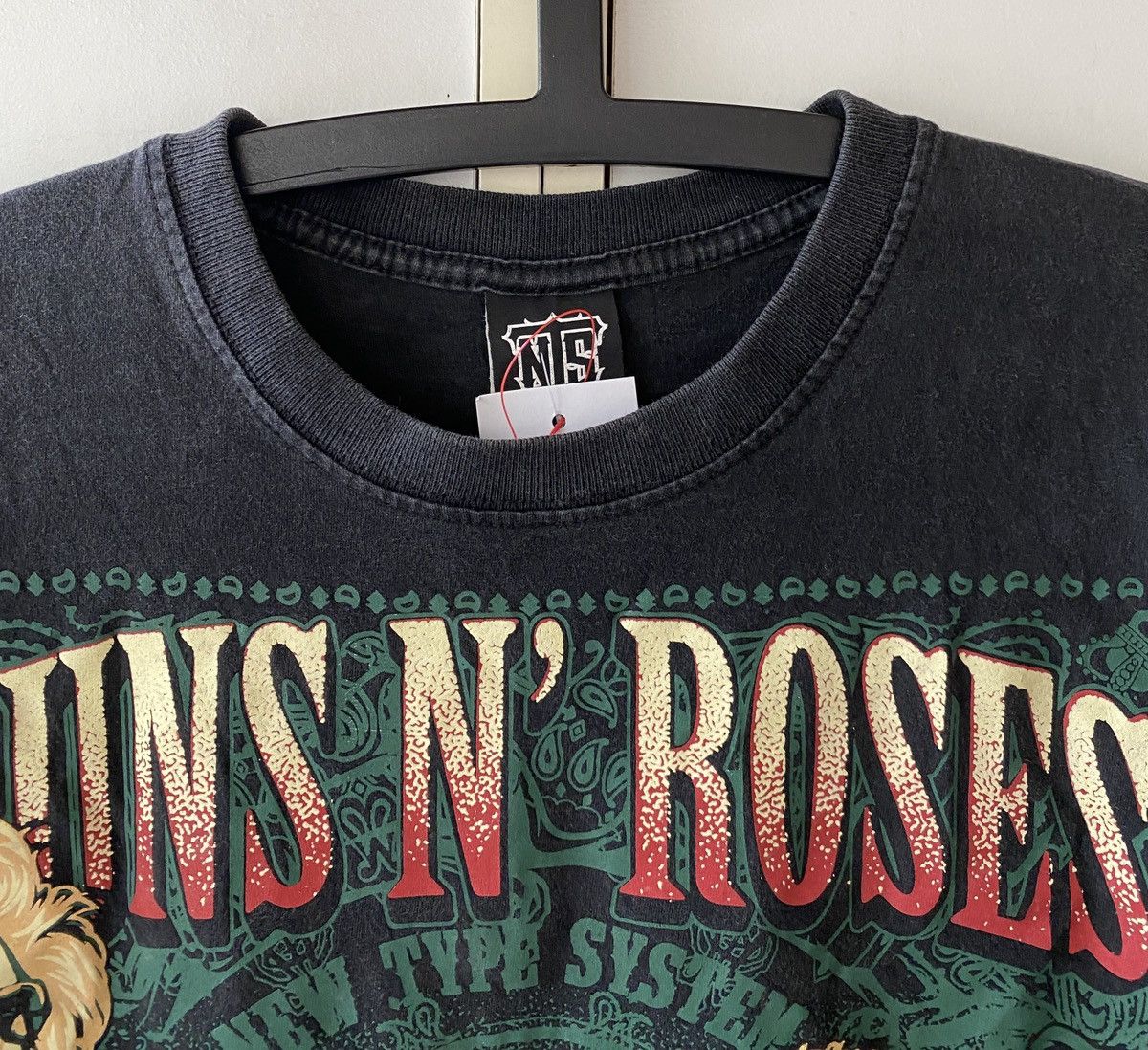 Band Tees × Guns N' Roses GUN & ROSES ROCK BAND TEE Size US S / EU 44-46 / 1 - 3 Thumbnail