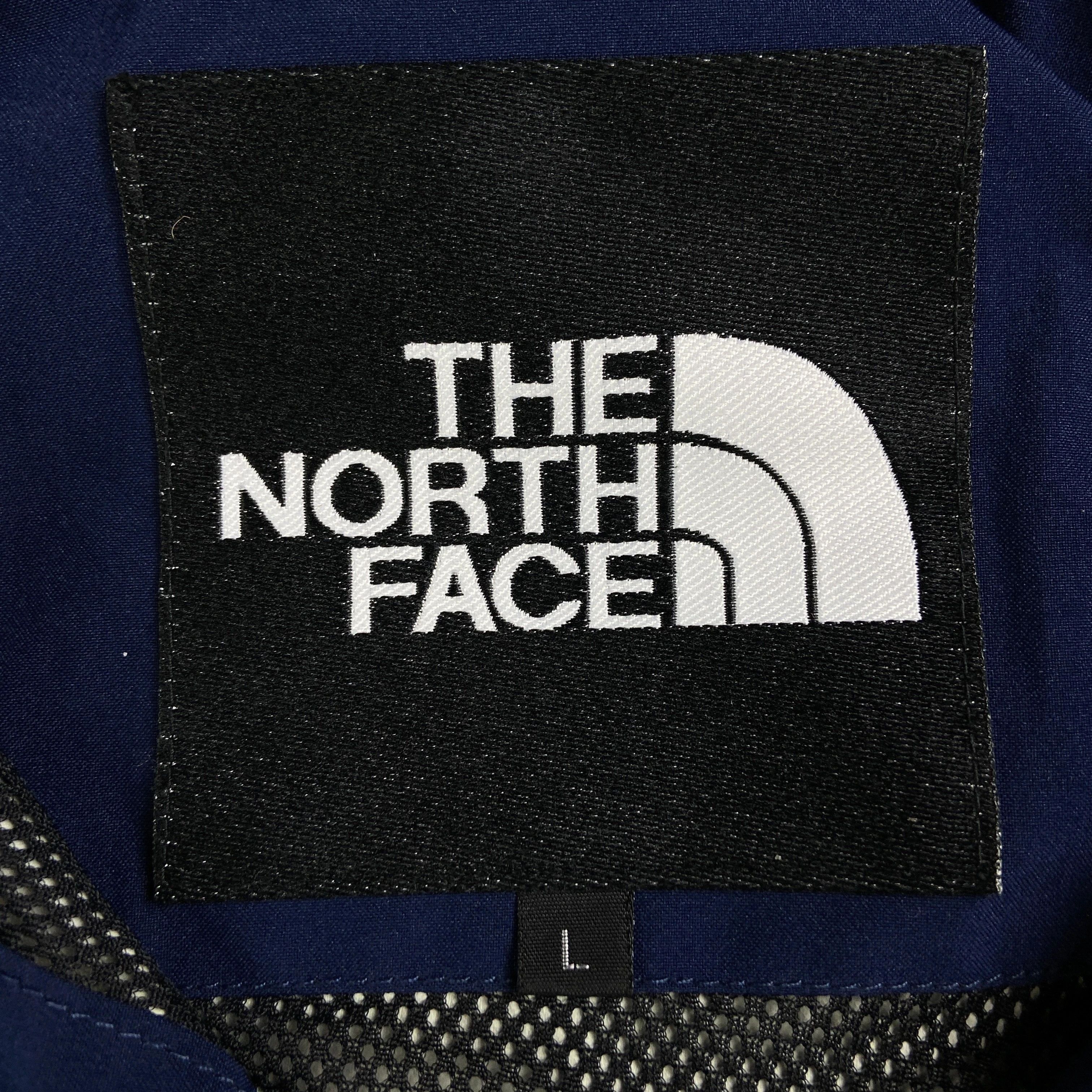 The North Face × Vintage Mens Vintage Jacket The North Face Size L Size US L / EU 52-54 / 3 - 6 Thumbnail