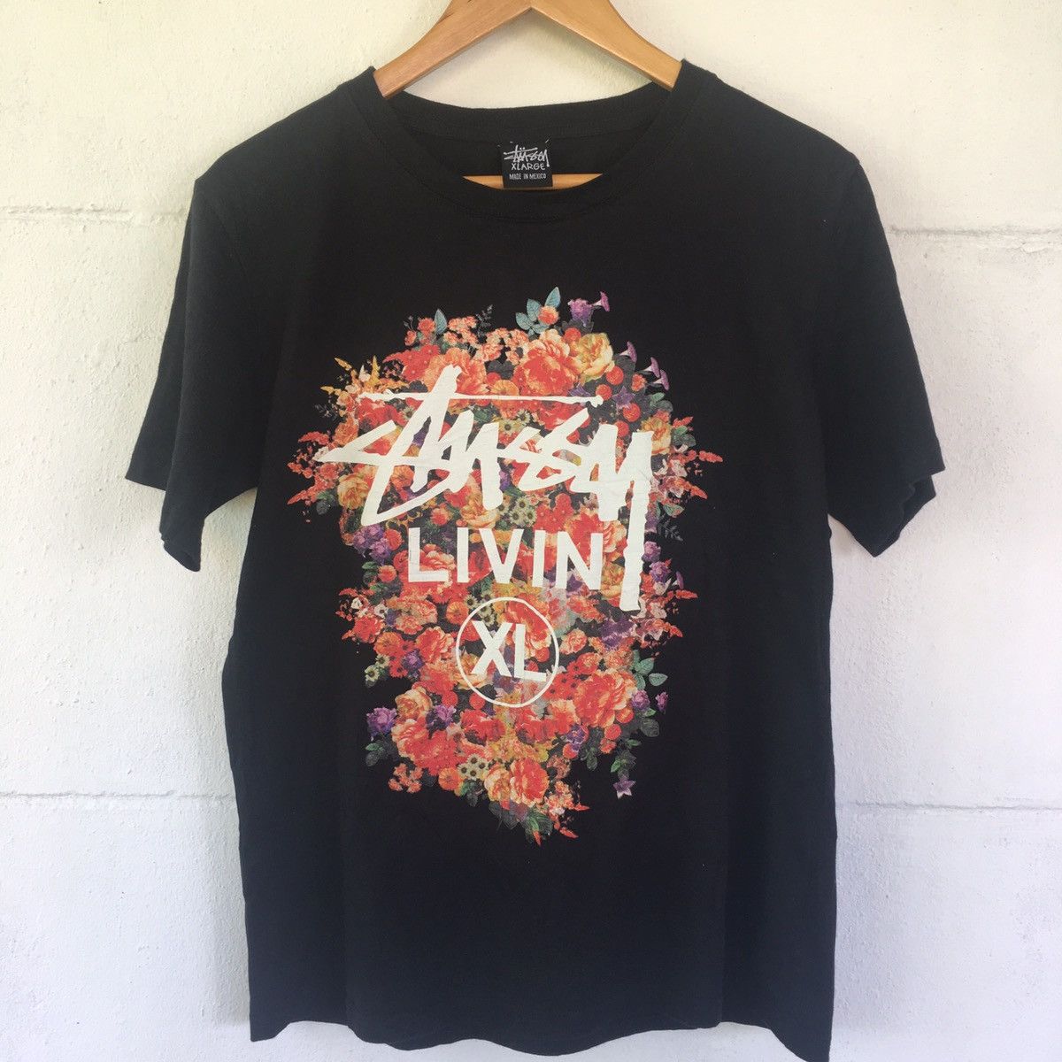 ★韓国の人気★【STUSSY】★Stussy Withered Flower T-Shir.t★ org.jpg