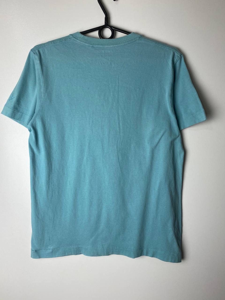 Uniqlo Uniqlo Kaws Uniqlo t-shirt size XS Size US XS / EU 42 / 0 - 2 Thumbnail
