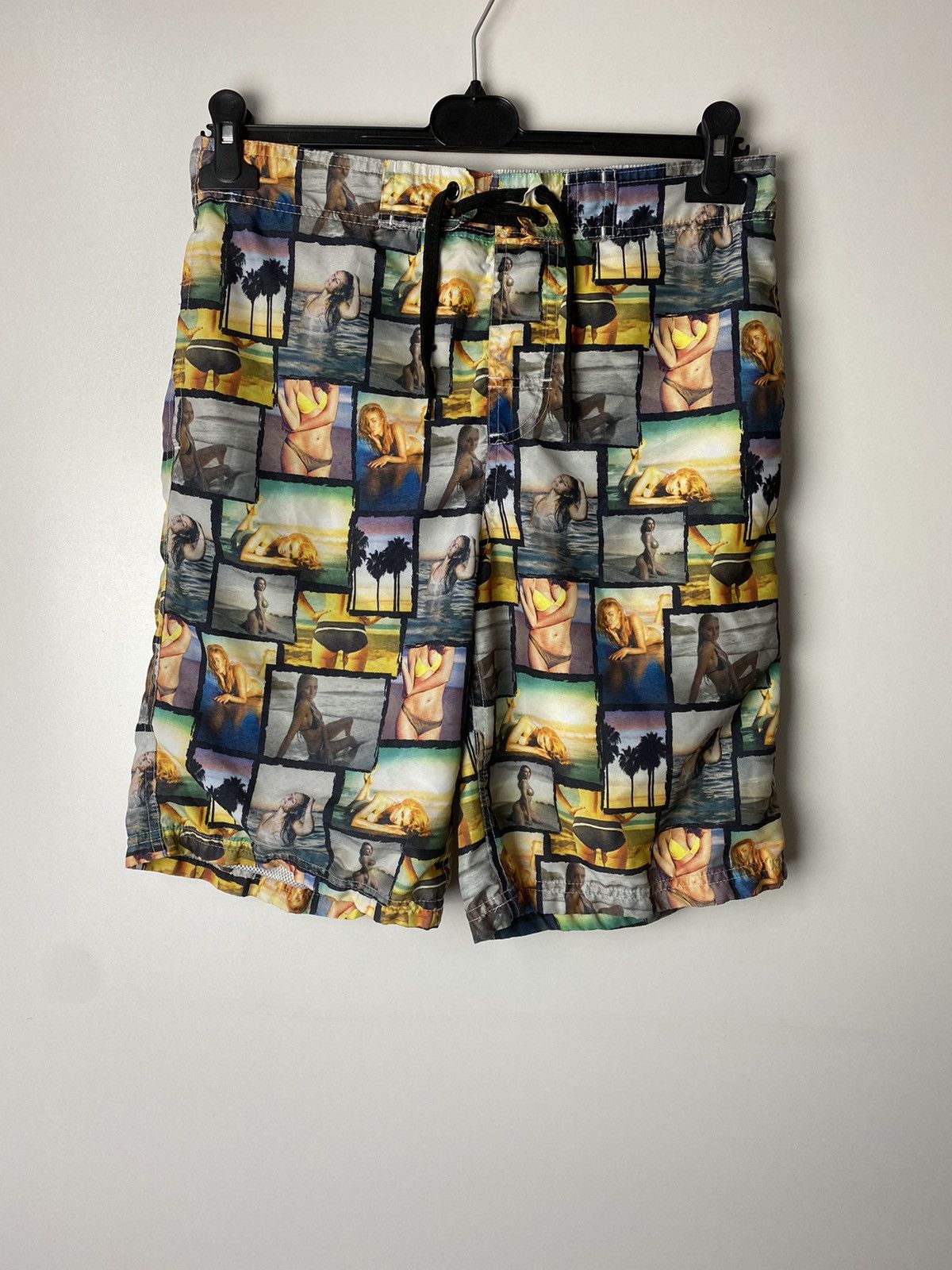 Vintage Girl pornstar shorts size S Size US 30 / EU 46 - 1 Thumbnail