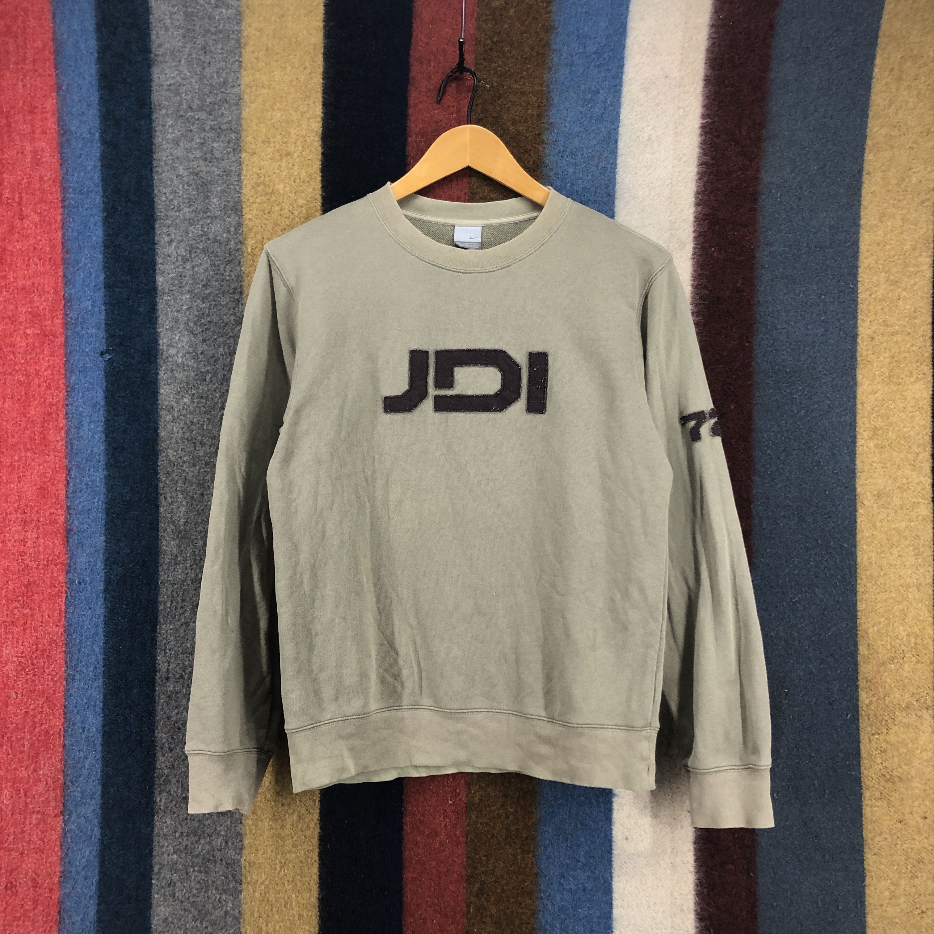 image of Y2K Vintage Nike Jdi 72 Crew Neck Sweatshirt 0722/ae in Brown, Men's (Size Small)