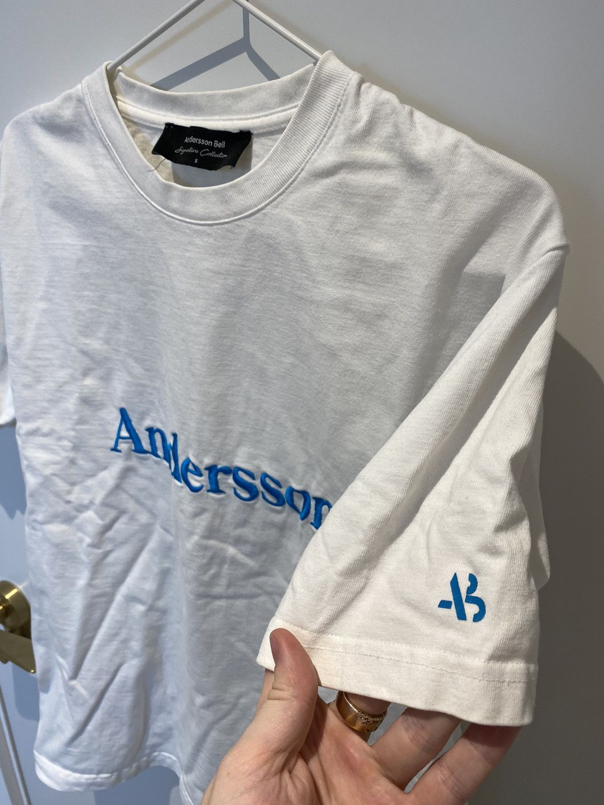 Tシャツ・カットソー ANDERSSON BELL Men T-shirt Blue atb1027m BLUE MEN T-SHIRTS – Andersson Bell