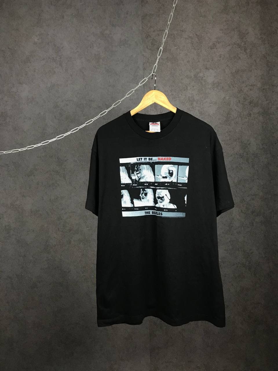 Band Tees The Beatles 2004 vintage rock band tee Size US XL / EU 56 / 4 - 1 Thumbnail