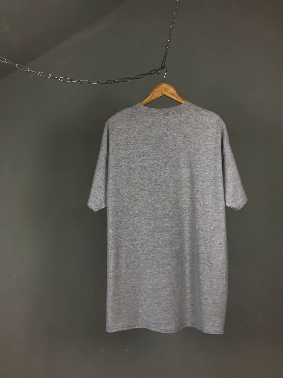 Disney × Hanes × Vintage Season’s Screaming Vintage Disney Hanes movie tee Size US XL / EU 56 / 4 - 5 Thumbnail