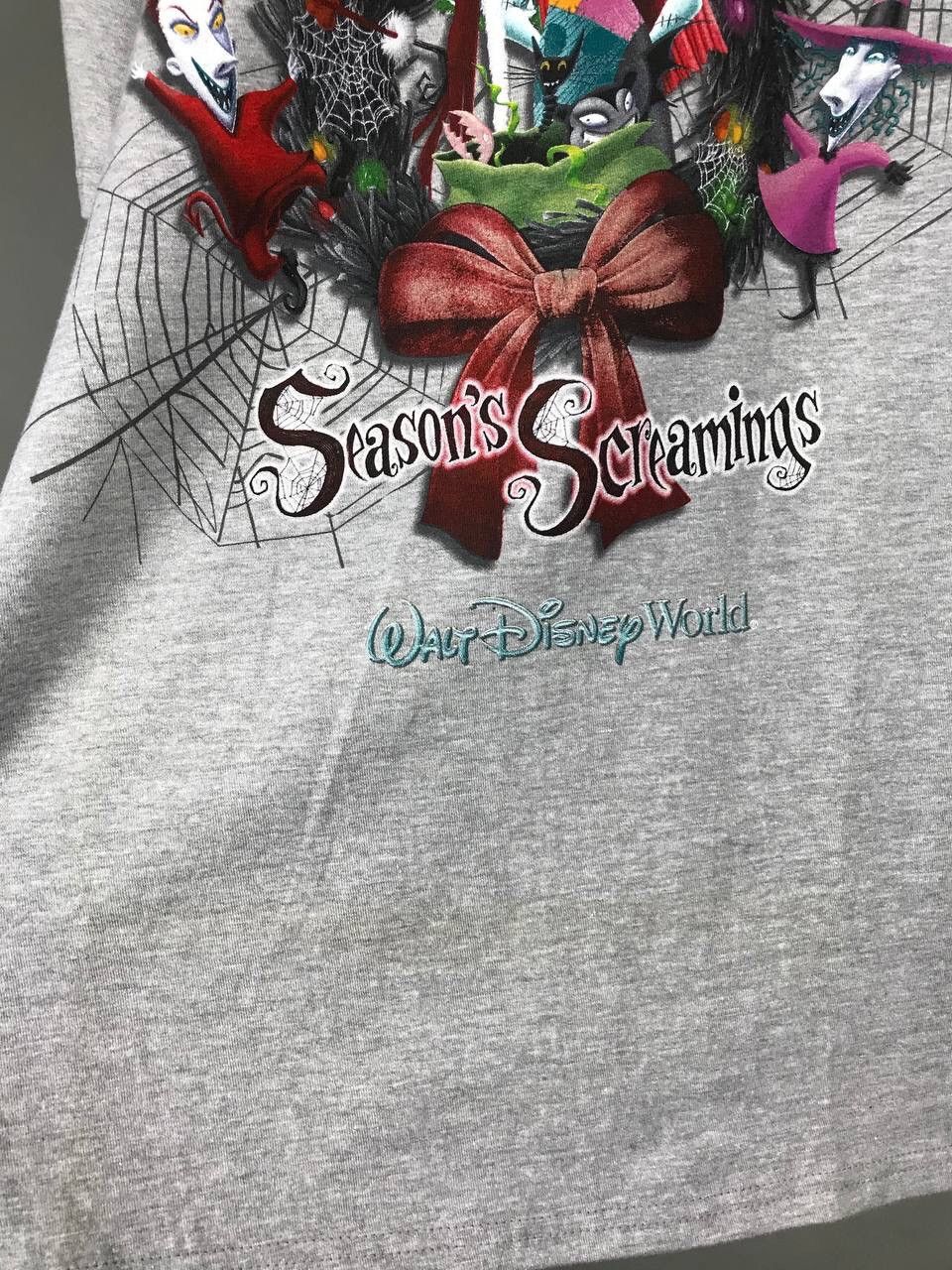 Disney × Hanes × Vintage Season’s Screaming Vintage Disney Hanes movie tee Size US XL / EU 56 / 4 - 8 Thumbnail