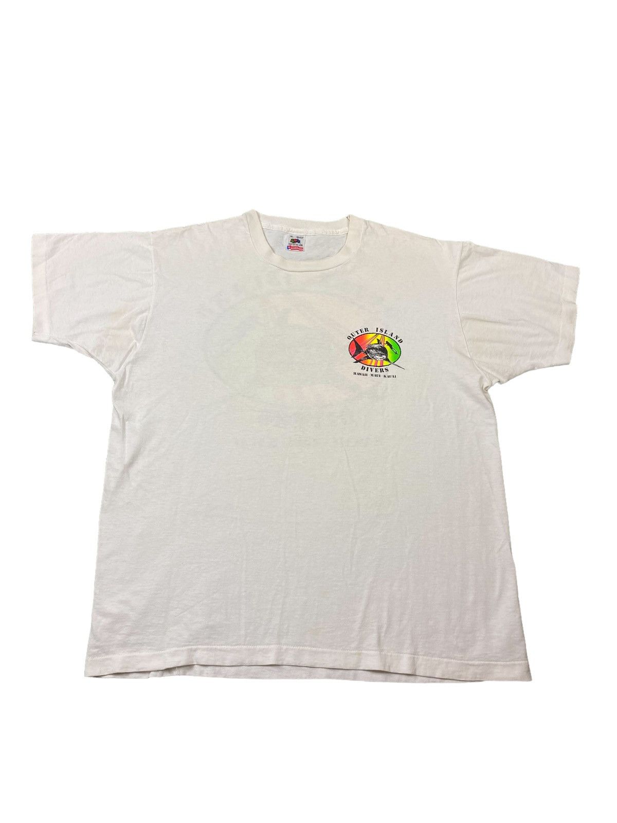 Vintage Vintage 90s Hawaii Outer Island Divers Shark T Shirt Size US XL / EU 56 / 4 - 2 Thumbnail