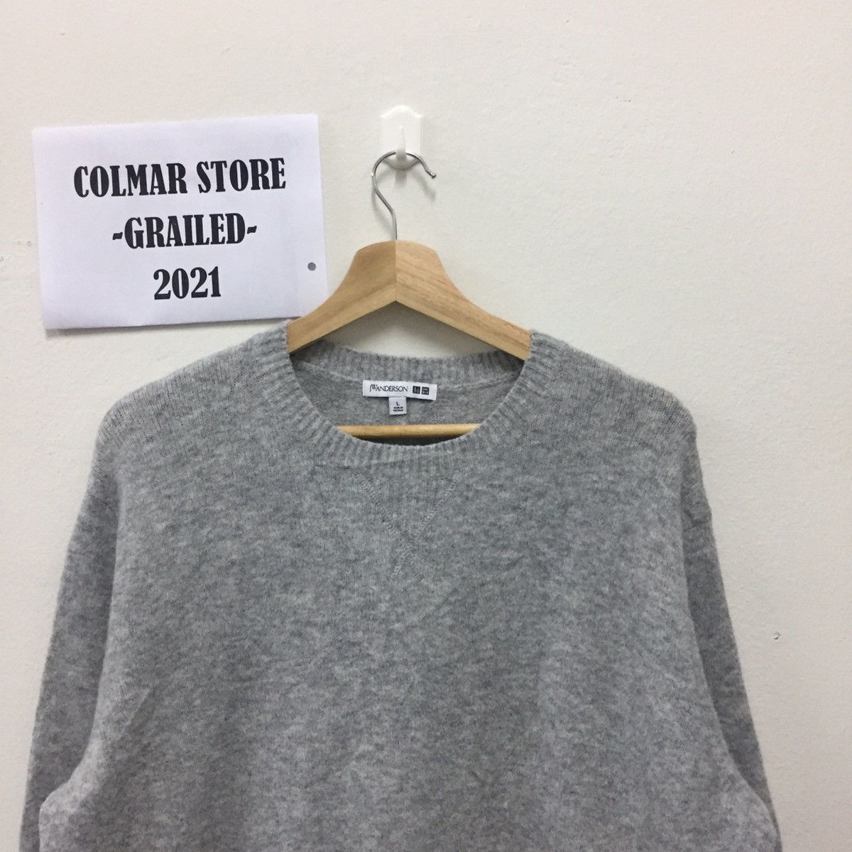 JW Anderson × Uniqlo J.W Anderson X Uniqlo Sweatshirt Size US XL / EU 56 / 4 - 2 Thumbnail