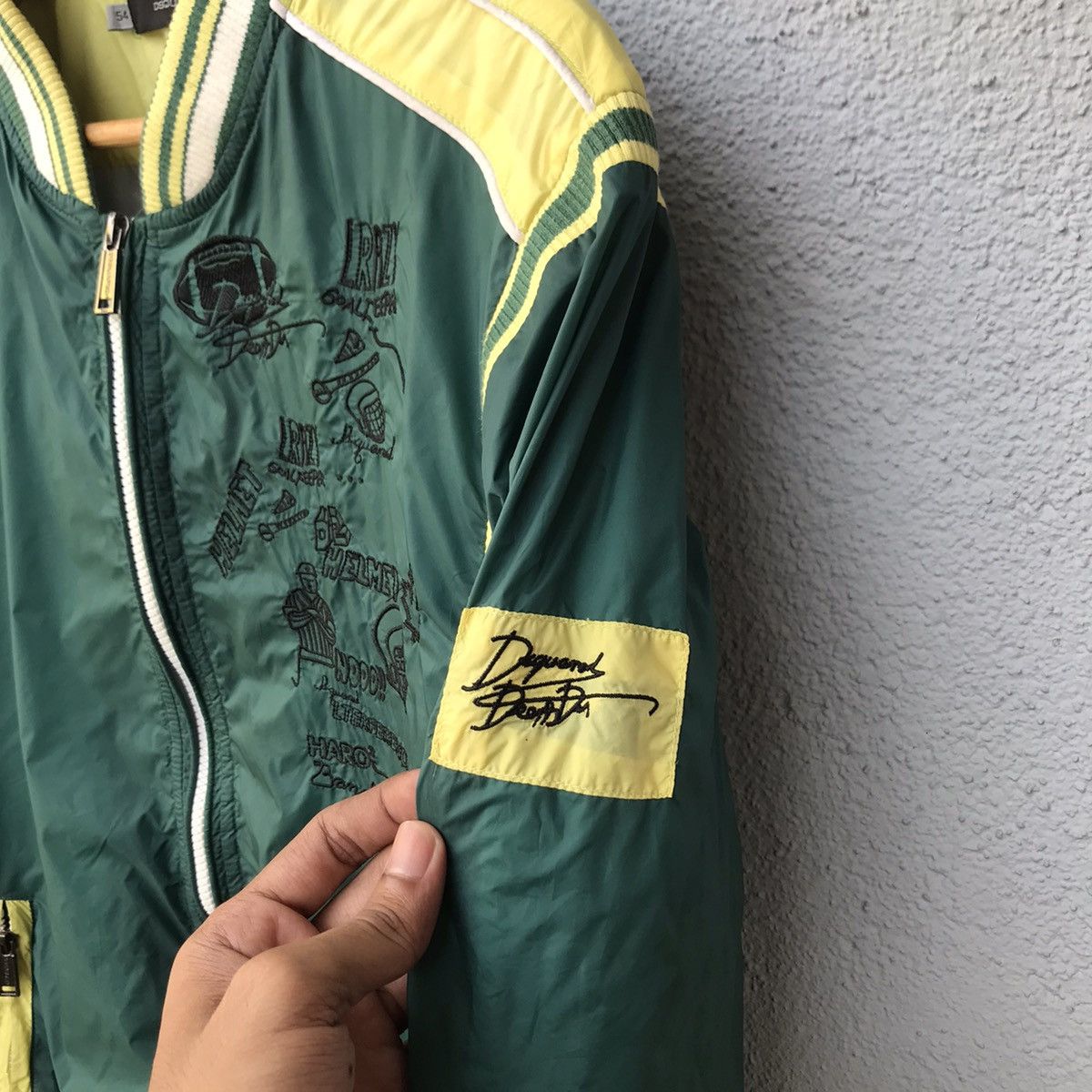 Dsquared2 Vintage Green Dsquared2 Embroidery Logo Jacket/windbreaker Size US M / EU 48-50 / 2 - 8 Thumbnail