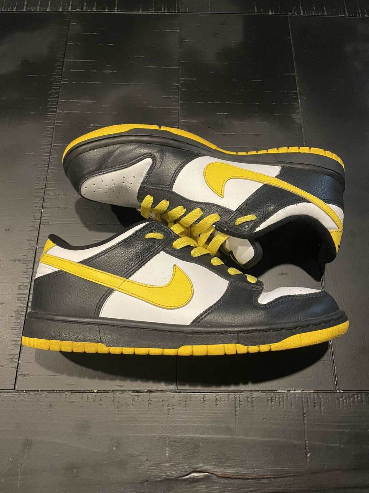 Nike Dunk Low Varsity Maize