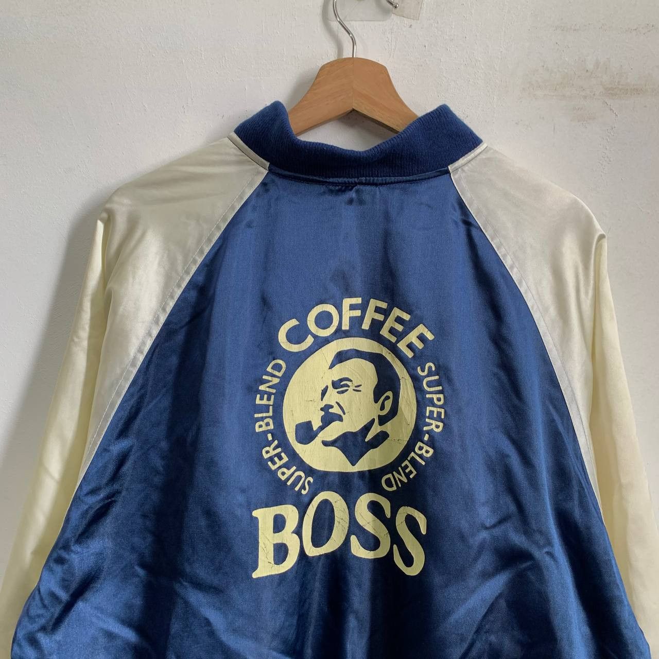 Japanese Brand Vintage SUNTORY COFFE BOSS varsity Jacket Size US L / EU 52-54 / 3 - 8 Thumbnail