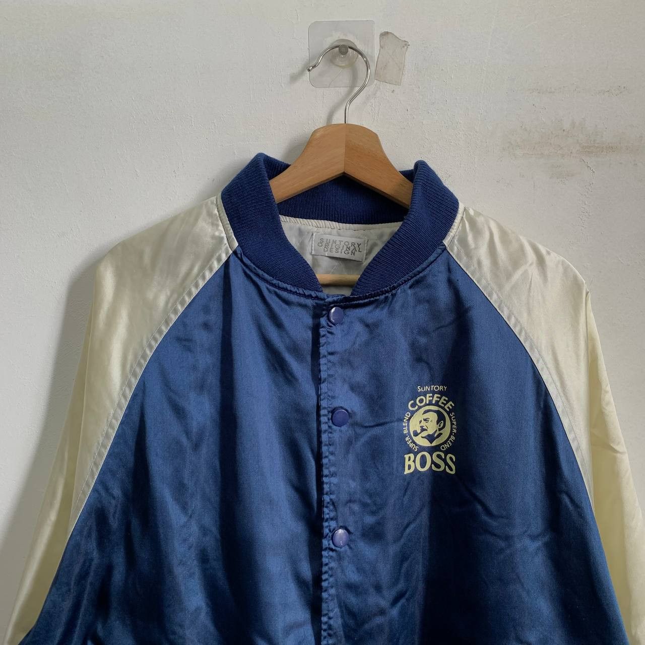 Japanese Brand Vintage SUNTORY COFFE BOSS varsity Jacket Size US L / EU 52-54 / 3 - 3 Thumbnail