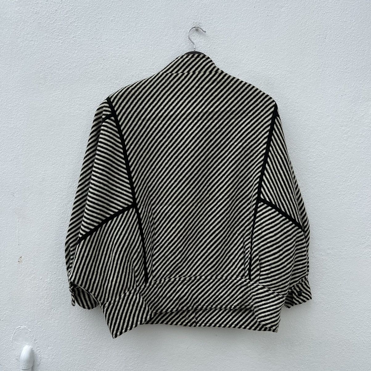 Japanese Brand VINTAGE BOMBER JACKET JAPANESE BRAND HERRINGBONE STRIPED Size US M / EU 48-50 / 2 - 9 Thumbnail