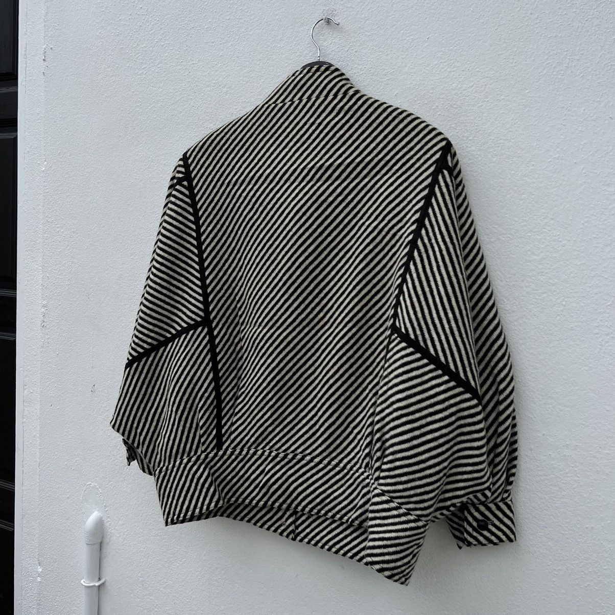 Japanese Brand VINTAGE BOMBER JACKET JAPANESE BRAND HERRINGBONE STRIPED Size US M / EU 48-50 / 2 - 10 Thumbnail