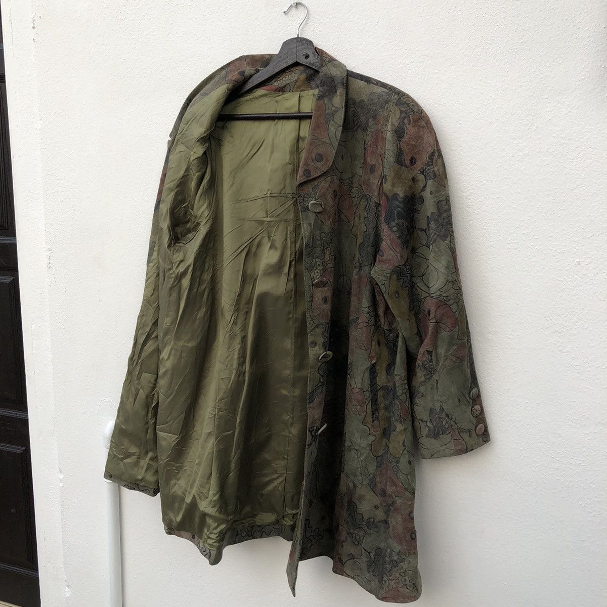 Japanese Brand VINTAGE LEATHER JACKET FLOWER FLORAL FULL PRINT LONG JACKET Size US M / EU 48-50 / 2 - 11 Thumbnail