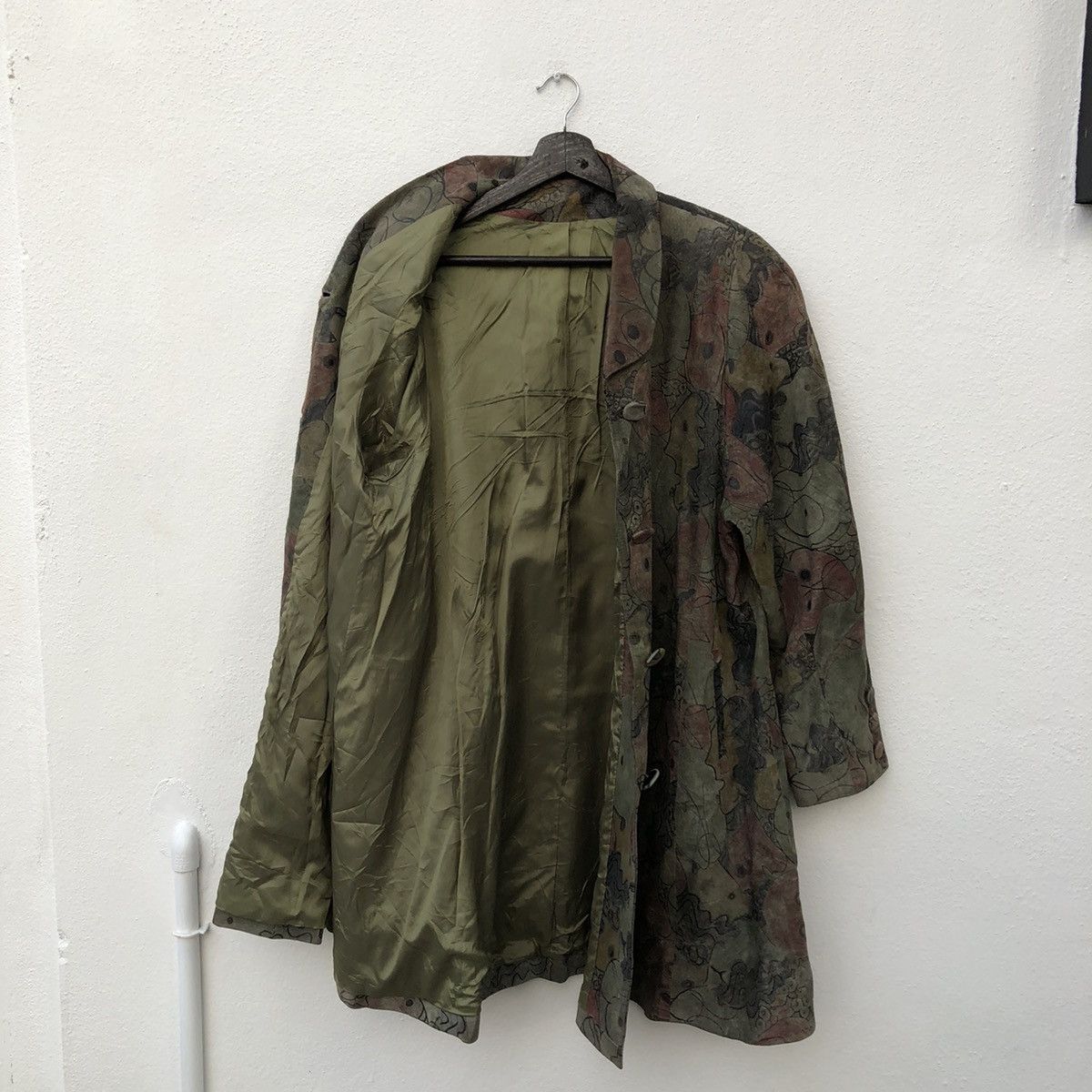 Japanese Brand VINTAGE LEATHER JACKET FLOWER FLORAL FULL PRINT LONG JACKET Size US M / EU 48-50 / 2 - 10 Thumbnail