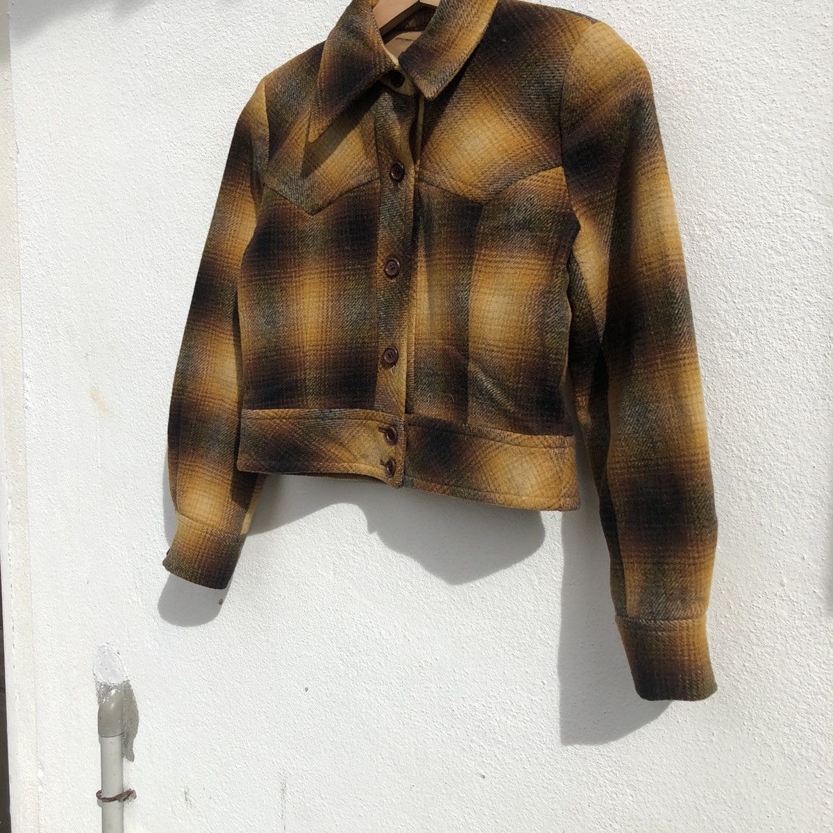 Japanese Brand VINTAGE CROPPED FLANNEL JACKET TARTAN DESIGN Size US S / EU 44-46 / 1 - 4 Thumbnail