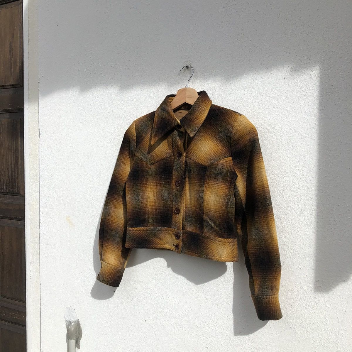 Japanese Brand VINTAGE CROPPED FLANNEL JACKET TARTAN DESIGN Size US S / EU 44-46 / 1 - 2 Thumbnail