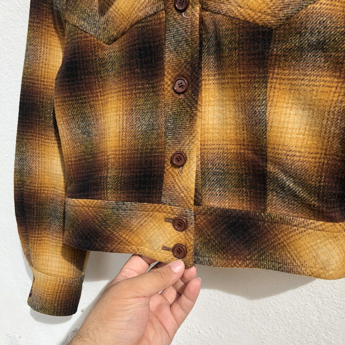 Japanese Brand VINTAGE CROPPED FLANNEL JACKET TARTAN DESIGN Size US S / EU 44-46 / 1 - 7 Thumbnail