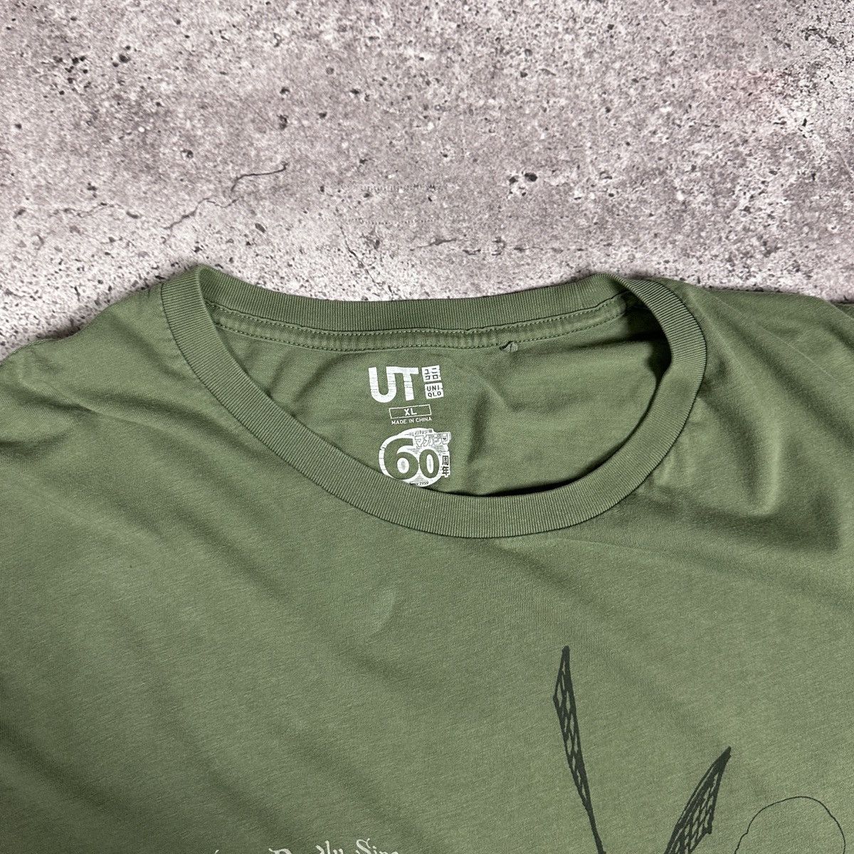 Uniqlo Vintage 00s Uniqlo Seven Deadly Sins Anime Tee Meliodas Y2K Size US XL / EU 56 / 4 - 5 Thumbnail
